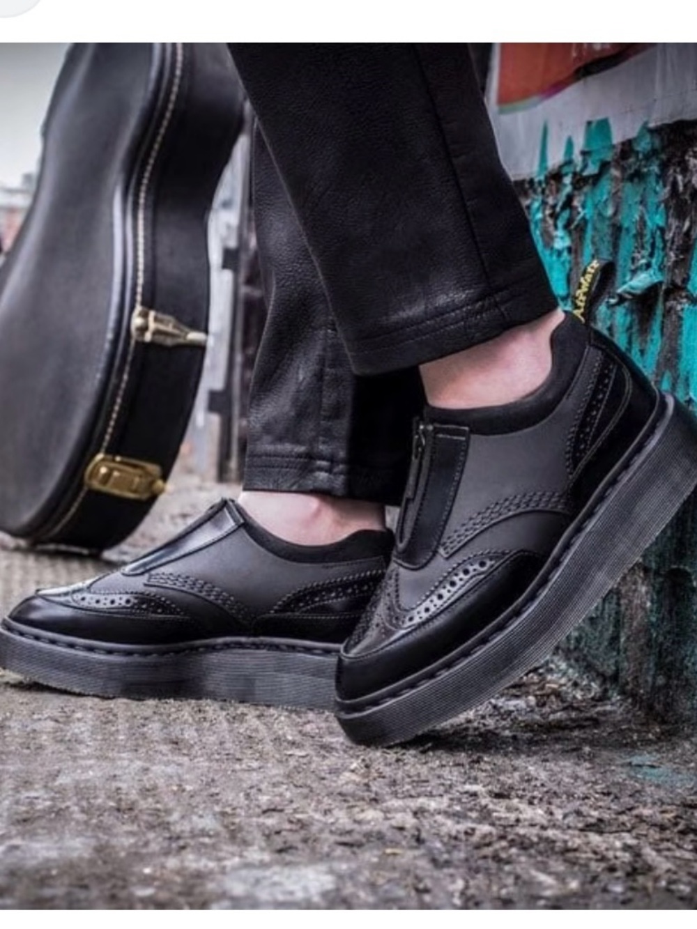 Dr. Martens Resnik Brogue Black Leather Platform Oxford Slip-On Zip up Sz 7